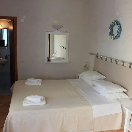 Syros//kirki House...comfortable With Stunning View!! Vári