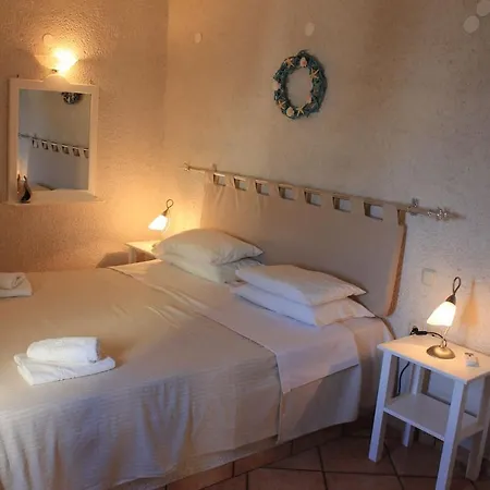 Syros//kirki House...comfortable With Stunning View!! Daire Vári